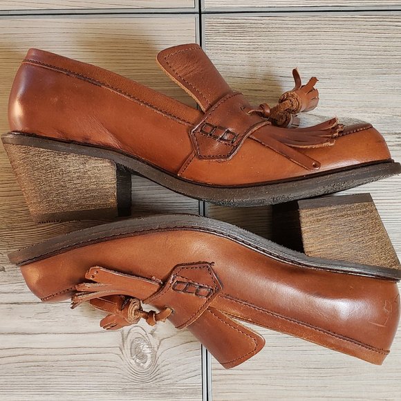 John Fluevog Brown Leather Loafers with Tassels - Picture 2 of 3